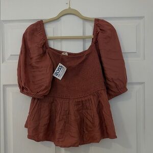 Chic Rust Puff Sleeve Blouse